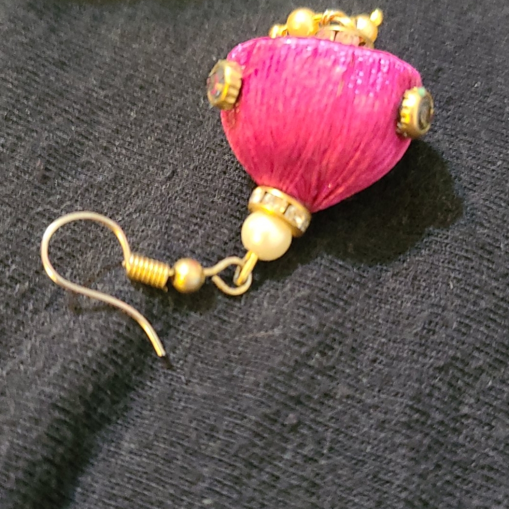 Pink earrings - Picture 4 of 4